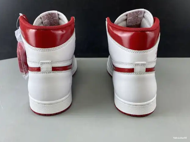 Cheap TBkick 555088-103 Metallic 1 Air Jordan (2017) Retro Red 0603